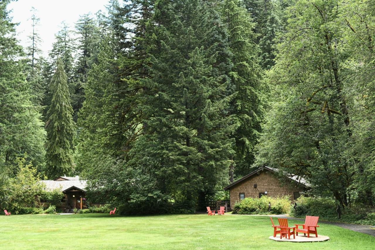 Silver Falls Lodge & Conference CenterSublimity エクステリア 写真
