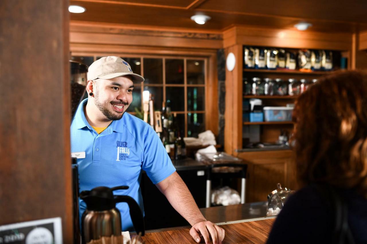 Silver Falls Lodge & Conference CenterSublimity エクステリア 写真
